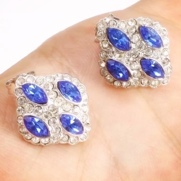 Sapphire Topaz Silver Plated Earnings - Picture 4 of 6